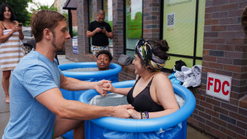 Image 3 of 14 -
Experience the Wim Hof Method to get an impression of at Image 3 of 14 -
Experience the Wim Hof Method to get an impression of at