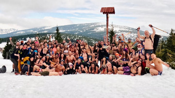 Image 7 of 9 -
Experience the Wim Hof Method to get an impression of at Image 7 of 9 -
Experience the Wim Hof Method to get an impression of at