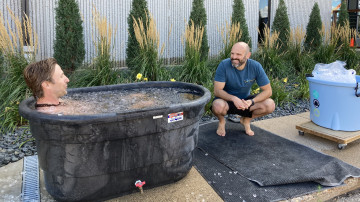 Image 1 of 7 -
Experience the Wim Hof Method to get an impression of at Image 1 of 7 -
Experience the Wim Hof Method to get an impression of at