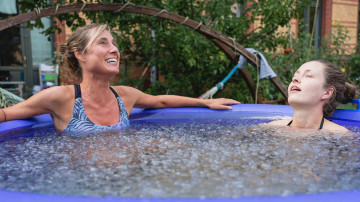 Image 2 of 21 -
Experience the Wim Hof Method to get an impression of at Image 2 of 21 -
Experience the Wim Hof Method to get an impression of at