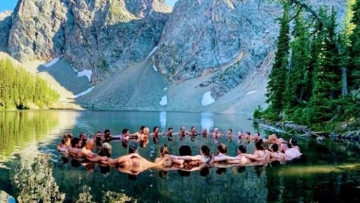 Image 1 of 4 -
Experience the Wim Hof Method to get an impression of at Image 1 of 4 -
Experience the Wim Hof Method to get an impression of at
