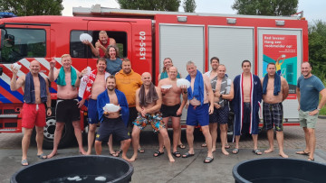 Image 4 of 14 -
Experience the Wim Hof Method to get an impression of at Image 4 of 14 -
Experience the Wim Hof Method to get an impression of at