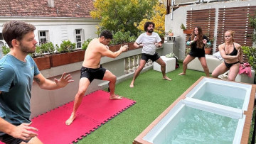 Image 5 of 6 -
Experience the Wim Hof Method to get an impression of at Image 5 of 6 -
Experience the Wim Hof Method to get an impression of at