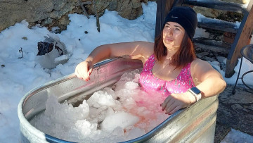 Image 15 of 23 -
Experience the Wim Hof Method to get an impression of at Image 15 of 23 -
Experience the Wim Hof Method to get an impression of at