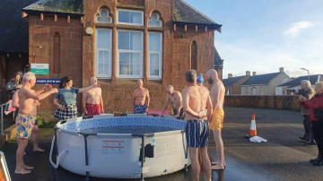 Image 29 of 30 -
Experience the Wim Hof Method to get an impression of at Image 29 of 30 -
Experience the Wim Hof Method to get an impression of at
