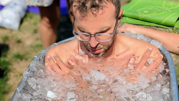 Image 2 of 10 -
Experience the Wim Hof Method to get an impression of at Image 2 of 10 -
Experience the Wim Hof Method to get an impression of at