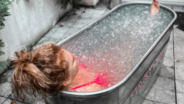 Image 4 of 4 -
Experience the Wim Hof Method to get an impression of at Image 4 of 4 -
Experience the Wim Hof Method to get an impression of at