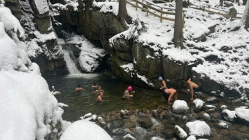 Image 1 of 6 -
Experience the Wim Hof Method to get an impression of at Image 1 of 6 -
Experience the Wim Hof Method to get an impression of at