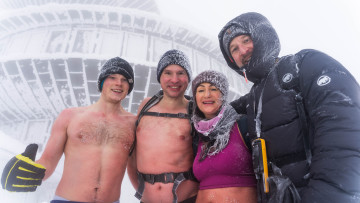 Image 18 of 21 -
Experience the Wim Hof Method to get an impression of at Image 18 of 21 -
Experience the Wim Hof Method to get an impression of at