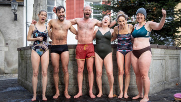 Image 2 of 17 -
Experience the Wim Hof Method to get an impression of at Image 2 of 17 -
Experience the Wim Hof Method to get an impression of at
