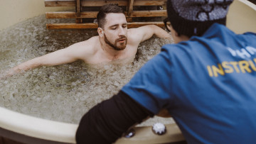 Image 12 of 22 -
Experience the Wim Hof Method to get an impression of at Image 12 of 22 -
Experience the Wim Hof Method to get an impression of at
