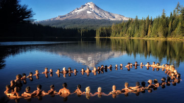 Image 1 of 5 -
Experience the Wim Hof Method to get an impression of at Image 1 of 5 -
Experience the Wim Hof Method to get an impression of at
