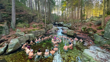 Image 5 of 5 -
Experience the Wim Hof Method to get an impression of at Image 5 of 5 -
Experience the Wim Hof Method to get an impression of at