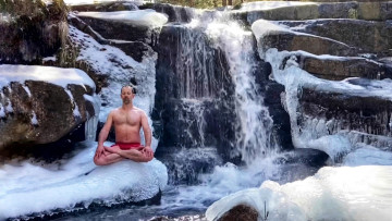 Image 5 of 21 -
Experience the Wim Hof Method to get an impression of at Image 5 of 21 -
Experience the Wim Hof Method to get an impression of at