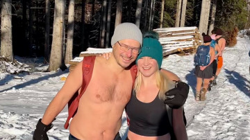 Image 3 of 4 -
Experience the Wim Hof Method to get an impression of at Image 3 of 4 -
Experience the Wim Hof Method to get an impression of at