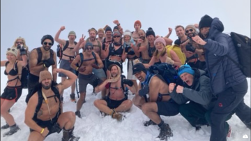 Image 1 of 3 -
Experience the Wim Hof Method to get an impression of at Image 1 of 3 -
Experience the Wim Hof Method to get an impression of at