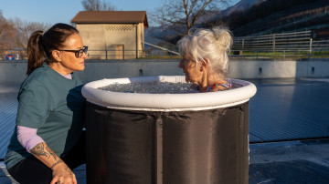 Image 2 of 4 -
Experience the Wim Hof Method to get an impression of at Image 2 of 4 -
Experience the Wim Hof Method to get an impression of at