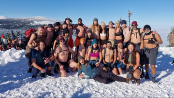 Image 18 of 18 -
Experience the Wim Hof Method to get an impression of at Image 18 of 18 -
Experience the Wim Hof Method to get an impression of at
