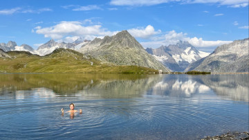 Image 1 of 7 -
Experience the Wim Hof Method to get an impression of at Image 1 of 7 -
Experience the Wim Hof Method to get an impression of at