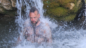 Image 1 of 8 -
Experience the Wim Hof Method to get an impression of at Image 1 of 8 -
Experience the Wim Hof Method to get an impression of at