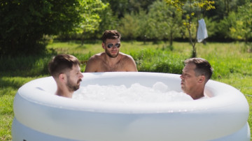 Image 14 of 21 -
Experience the Wim Hof Method to get an impression of at Image 14 of 21 -
Experience the Wim Hof Method to get an impression of at