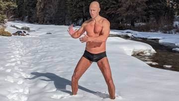Image 13 of 42 -
Experience the Wim Hof Method to get an impression of at Image 13 of 42 -
Experience the Wim Hof Method to get an impression of at