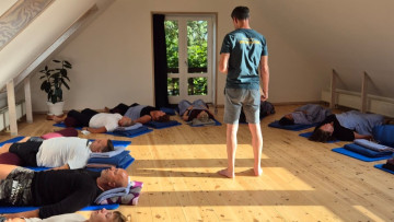 Image 20 of 20 -
Experience the Wim Hof Method to get an impression of at Image 20 of 20 -
Experience the Wim Hof Method to get an impression of at