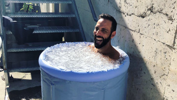 Image 2 of 5 -
Experience the Wim Hof Method to get an impression of at Image 2 of 5 -
Experience the Wim Hof Method to get an impression of at