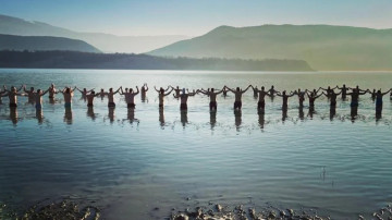 Image 2 of 3 -
Experience the Wim Hof Method to get an impression of at Image 2 of 3 -
Experience the Wim Hof Method to get an impression of at