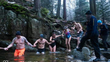 Image 10 of 16 -
Experience the Wim Hof Method to get an impression of at Image 10 of 16 -
Experience the Wim Hof Method to get an impression of at