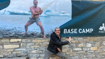 Image 4 of 12 -
Experience the Wim Hof Method to get an impression of at Image 4 of 12 -
Experience the Wim Hof Method to get an impression of at