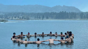 Image 4 of 4 -
Experience the Wim Hof Method to get an impression of at Image 4 of 4 -
Experience the Wim Hof Method to get an impression of at