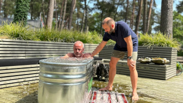 Image 1 of 7 -
Experience the Wim Hof Method to get an impression of at Image 1 of 7 -
Experience the Wim Hof Method to get an impression of at
