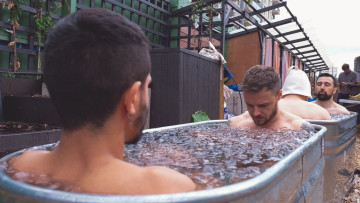 Image 4 of 6 -
Experience the Wim Hof Method to get an impression of at Image 4 of 6 -
Experience the Wim Hof Method to get an impression of at