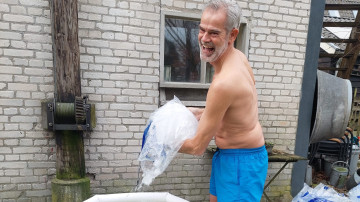 Image 4 of 6 -
Experience the Wim Hof Method to get an impression of at Image 4 of 6 -
Experience the Wim Hof Method to get an impression of at
