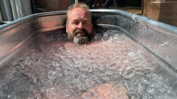 Image 3 of 4 -
Experience the Wim Hof Method to get an impression of at Image 3 of 4 -
Experience the Wim Hof Method to get an impression of at