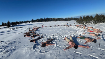 Image 12 of 12 -
Experience the Wim Hof Method to get an impression of at Image 12 of 12 -
Experience the Wim Hof Method to get an impression of at