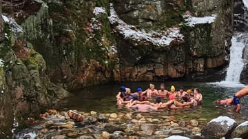 Image 3 of 5 -
Experience the Wim Hof Method to get an impression of at Image 3 of 5 -
Experience the Wim Hof Method to get an impression of at