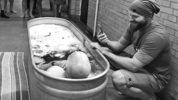 Image 1 of 13 -
Experience the Wim Hof Method to get an impression of at Image 1 of 13 -
Experience the Wim Hof Method to get an impression of at