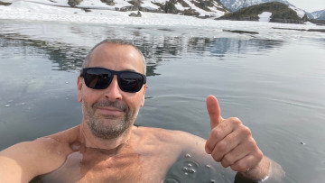 Image 2 of 5 -
Experience the Wim Hof Method to get an impression of at Image 2 of 5 -
Experience the Wim Hof Method to get an impression of at
