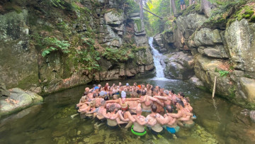 Image 2 of 7 -
Experience the Wim Hof Method to get an impression of at Image 2 of 7 -
Experience the Wim Hof Method to get an impression of at