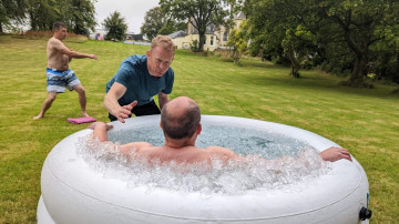 Image 10 of 12 -
Experience the Wim Hof Method to get an impression of at Image 10 of 12 -
Experience the Wim Hof Method to get an impression of at