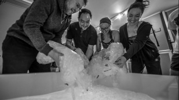 Image 1 of 5 -
Experience the Wim Hof Method to get an impression of at Image 1 of 5 -
Experience the Wim Hof Method to get an impression of at