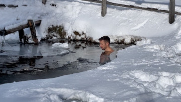 Image 12 of 19 -
Experience the Wim Hof Method to get an impression of at Image 12 of 19 -
Experience the Wim Hof Method to get an impression of at