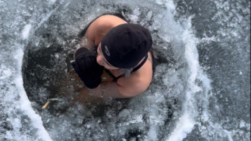Image 1 of 4 -
Experience the Wim Hof Method to get an impression of at Image 1 of 4 -
Experience the Wim Hof Method to get an impression of at