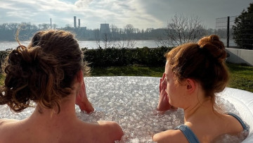 Image 14 of 26 -
Experience the Wim Hof Method to get an impression of at Image 14 of 26 -
Experience the Wim Hof Method to get an impression of at