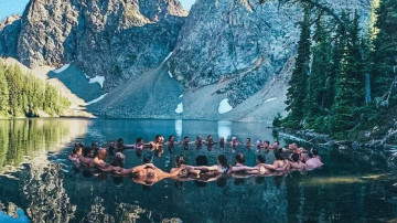 Image 1 of 4 -
Experience the Wim Hof Method to get an impression of at Image 1 of 4 -
Experience the Wim Hof Method to get an impression of at