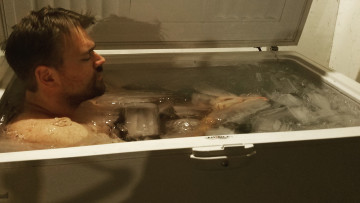 Image 1 of 4 -
Experience the Wim Hof Method to get an impression of at Image 1 of 4 -
Experience the Wim Hof Method to get an impression of at