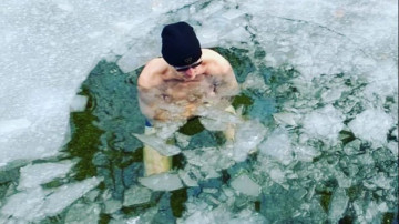 Image 6 of 42 -
Experience the Wim Hof Method to get an impression of at Image 6 of 42 -
Experience the Wim Hof Method to get an impression of at