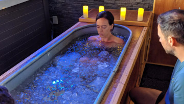 Image 10 of 15 -
Experience the Wim Hof Method to get an impression of at Image 10 of 15 -
Experience the Wim Hof Method to get an impression of at